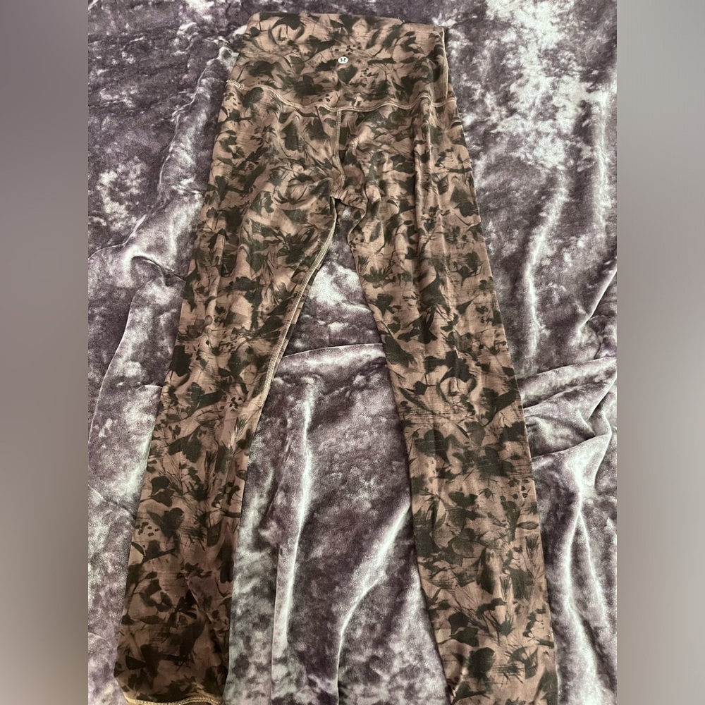 Lululemon align 25